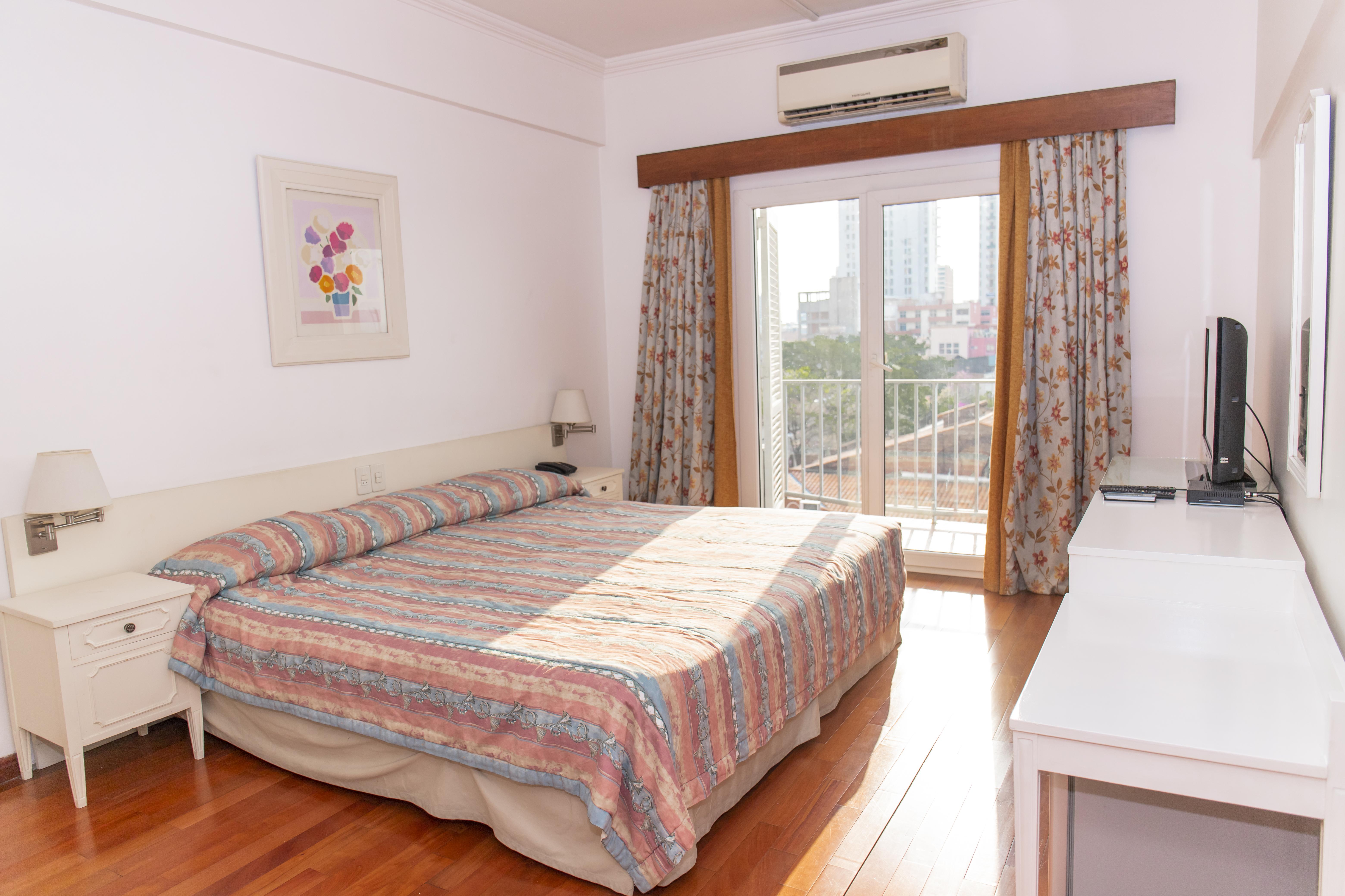 Hotel Cecilia Ασουνσιόν Εξωτερικό φωτογραφία