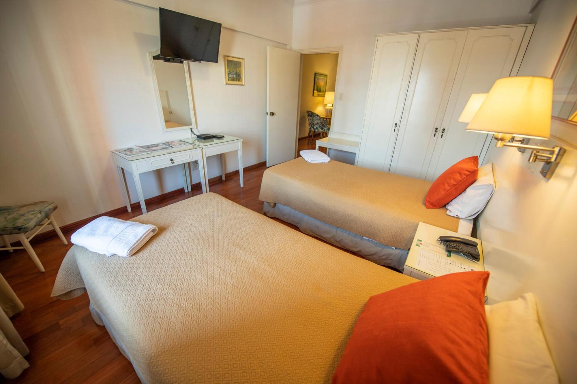 Hotel Cecilia Ασουνσιόν Δωμάτιο φωτογραφία