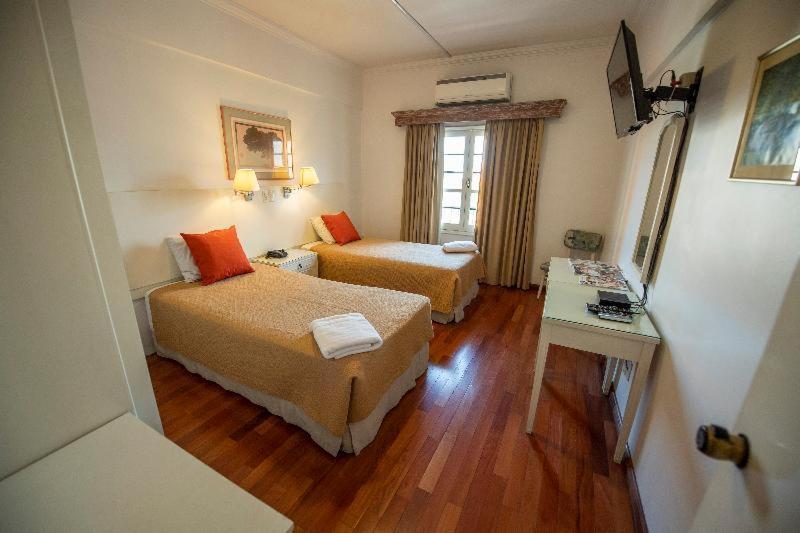 Hotel Cecilia Ασουνσιόν Δωμάτιο φωτογραφία